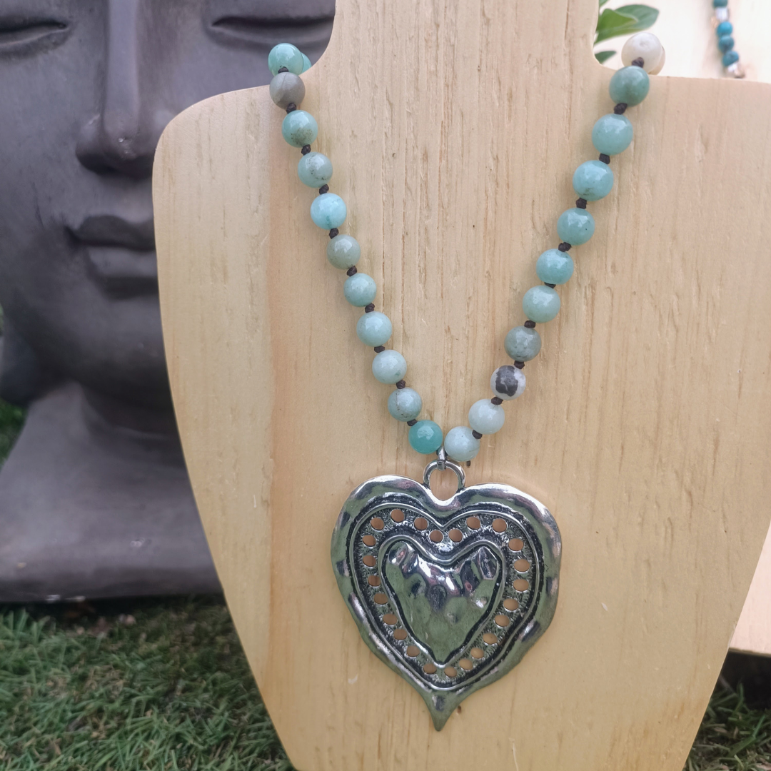 Maxi Collar corazón de metal