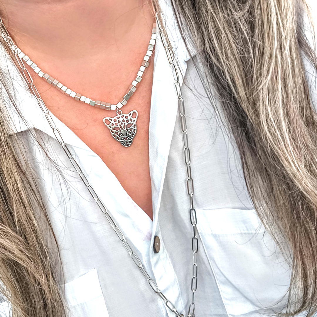 Collar fortaleza femenina 50 cm ajustable