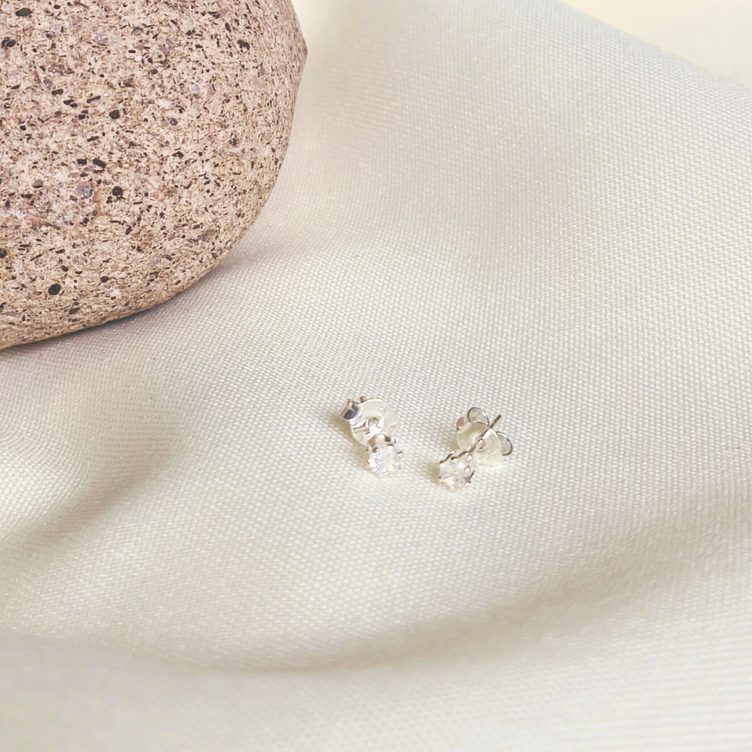 Aros punto de luz circón solitario Plata 925