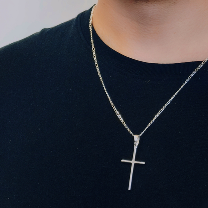 Cadena de plata de hombre con crucifijo