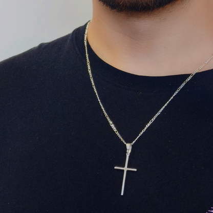 Cadena de plata de hombre con crucifijo