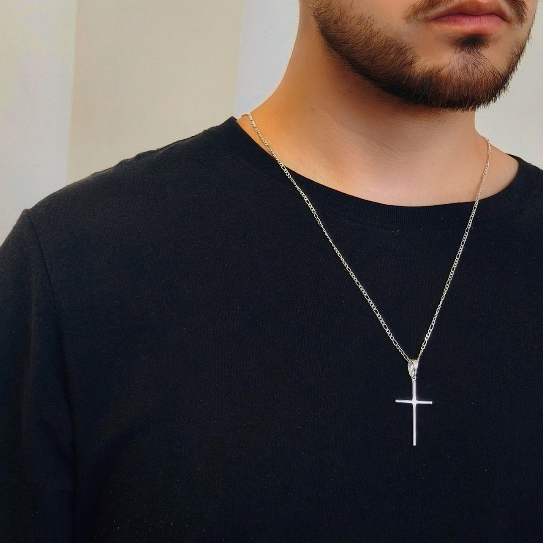 Cadena de plata de hombre con crucifijo