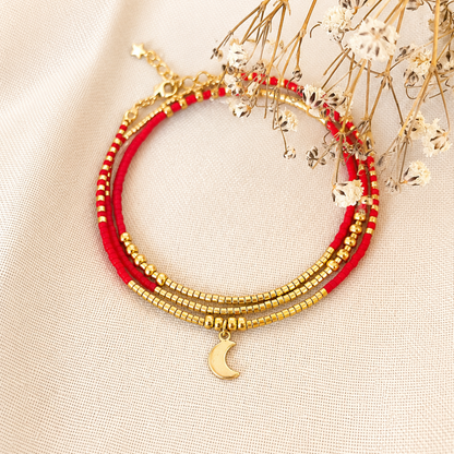 Maxi Pulsera Miyuki Roja con Dije Luna Bañado en Oro – la luz que te acompaña en la oscuridad