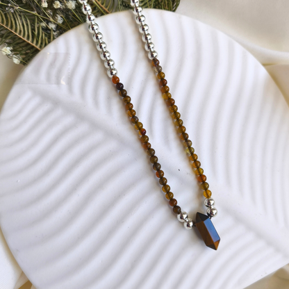 Collar Hecho a Mano con Piedra Ojo de Tigre