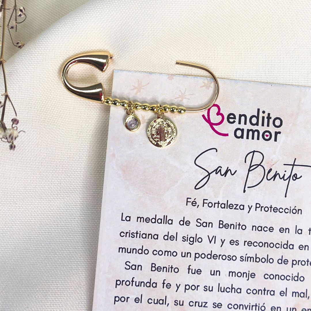 Prendedor protección oro San Benito