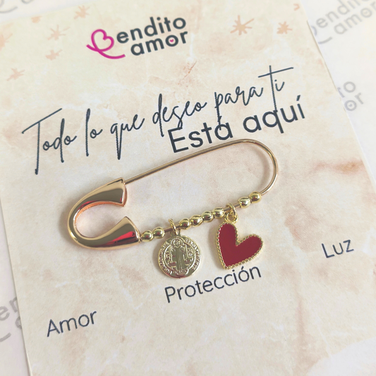 Prendedor protección oro San Benito y corazón rojo