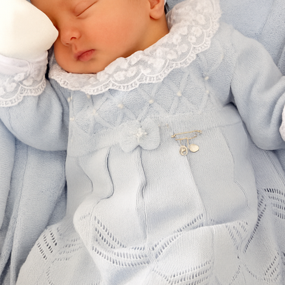 Prendedor de Protección – Amor, Luz y Resguardo para los Más Pequeños