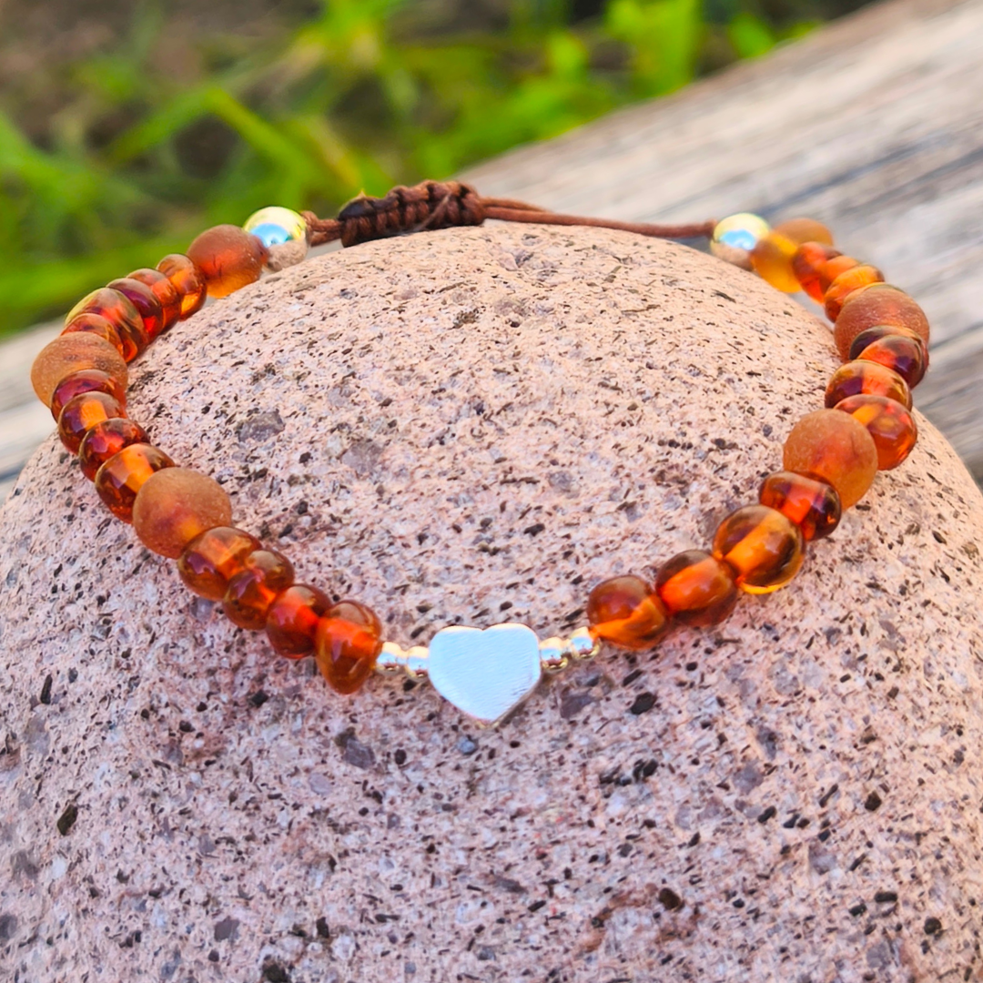 Pulsera de ámbar báltico con dije de corazón plata 925