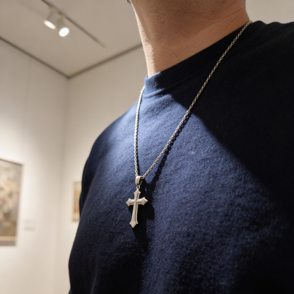 Cadena de plata de hombre con crucifijo