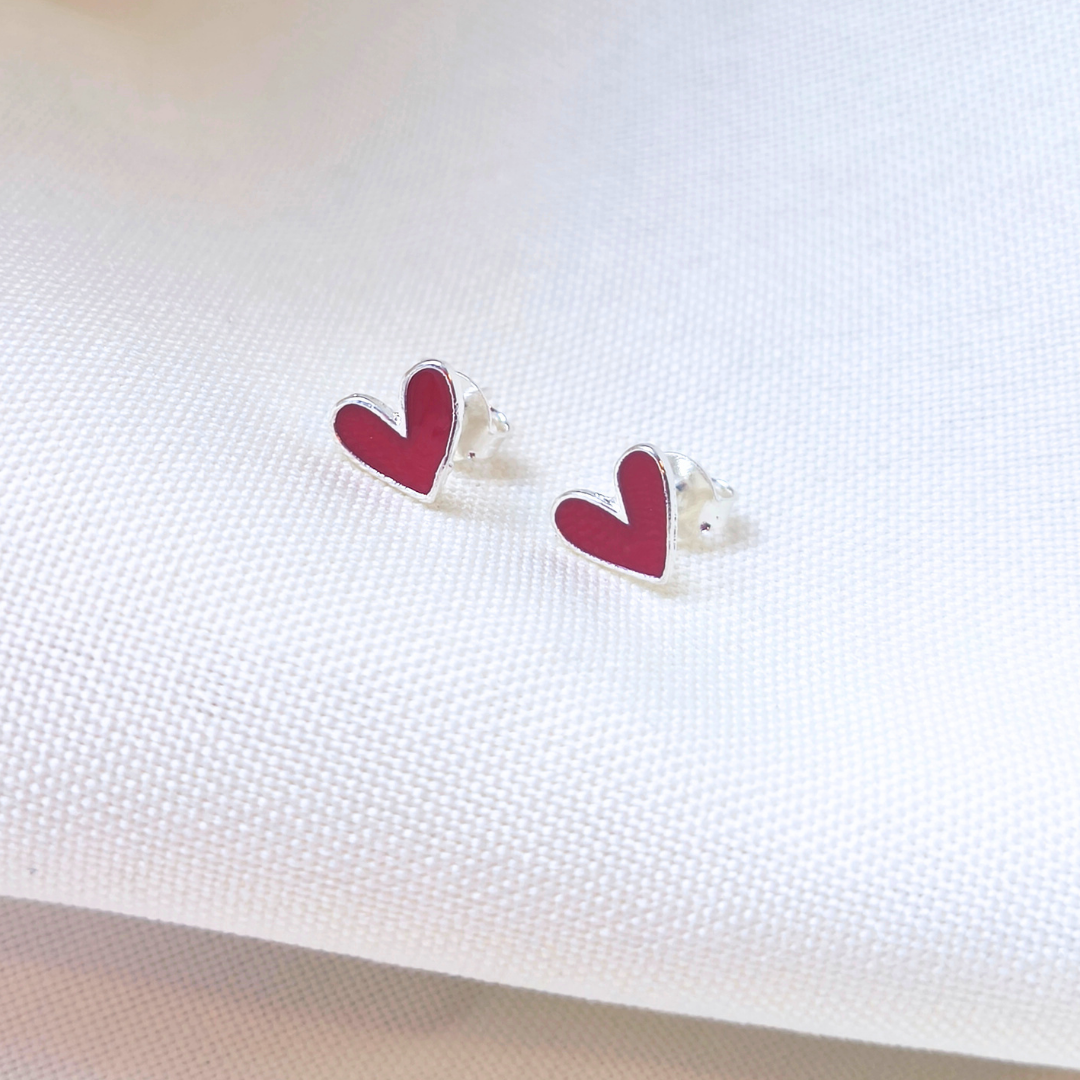 Aros Corazón Esmaltados Rojos de Plata 925 | Un recordatorio de amor propio ❤️