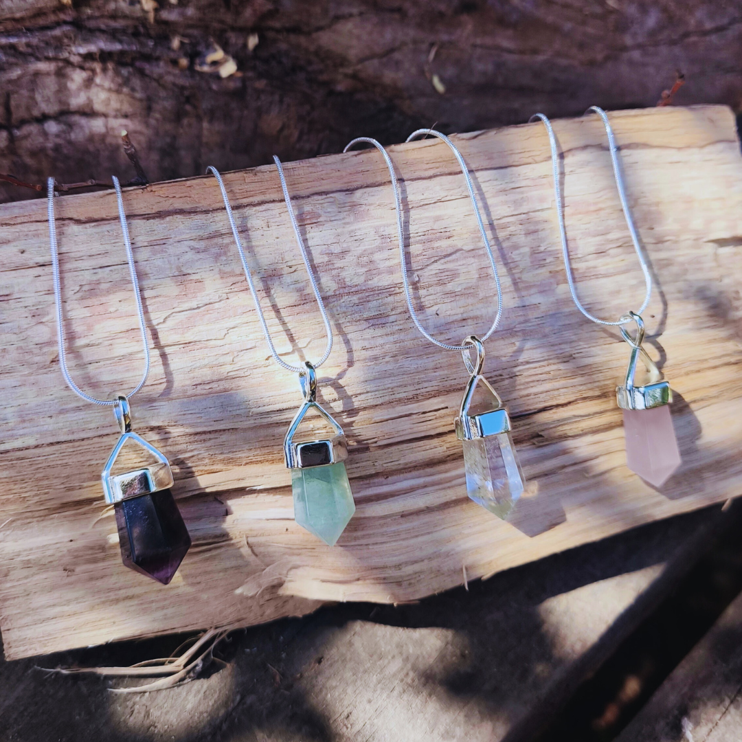 Cadena cuarzo y piedras de propósito